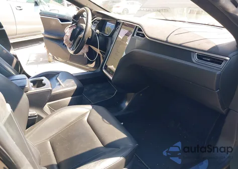 2015 Tesla Model S 70D/85D/P85D z USA, uszkodzony, nr VIN 5YJSA1E29FF115146